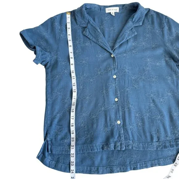 Cloth & Stone Embroidered Chambray Button Front Camp Shirt Rayon Linen Size M - Picture 8 of 9